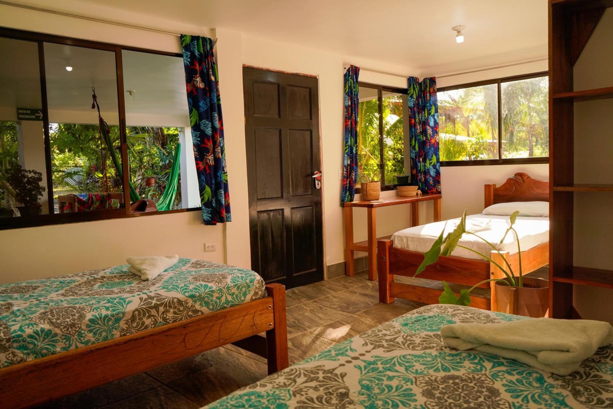Hotel Swell Pavones パボネス エクステリア 写真